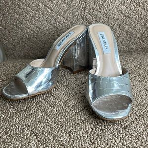 Steve Madden silver heels